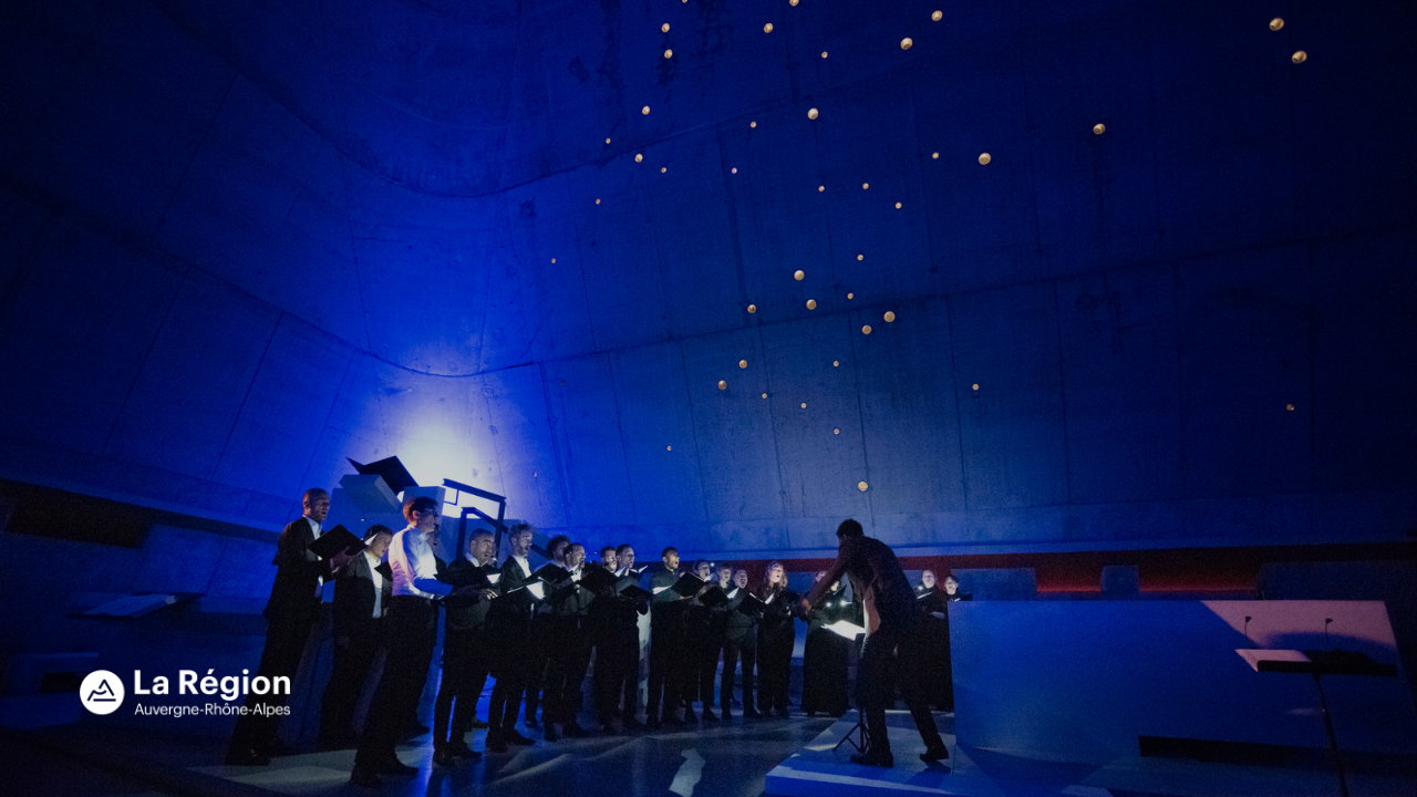 FestyVocal 2025 : quand les voix résonnent dans l’écrin de Le Corbusier ! Rendez-vous du 30 octobre au 9 novembre 2025. FestyVocal 2025 : quand les voix résonnent dans l’écrin de Le Corbusier ! Rendez-vous du 30 octobre au 9 novembre 2025.