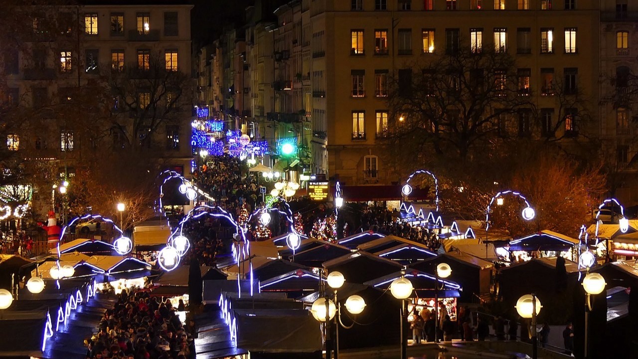 Le Marché de Noël de Lyon revient sur la place Carnot