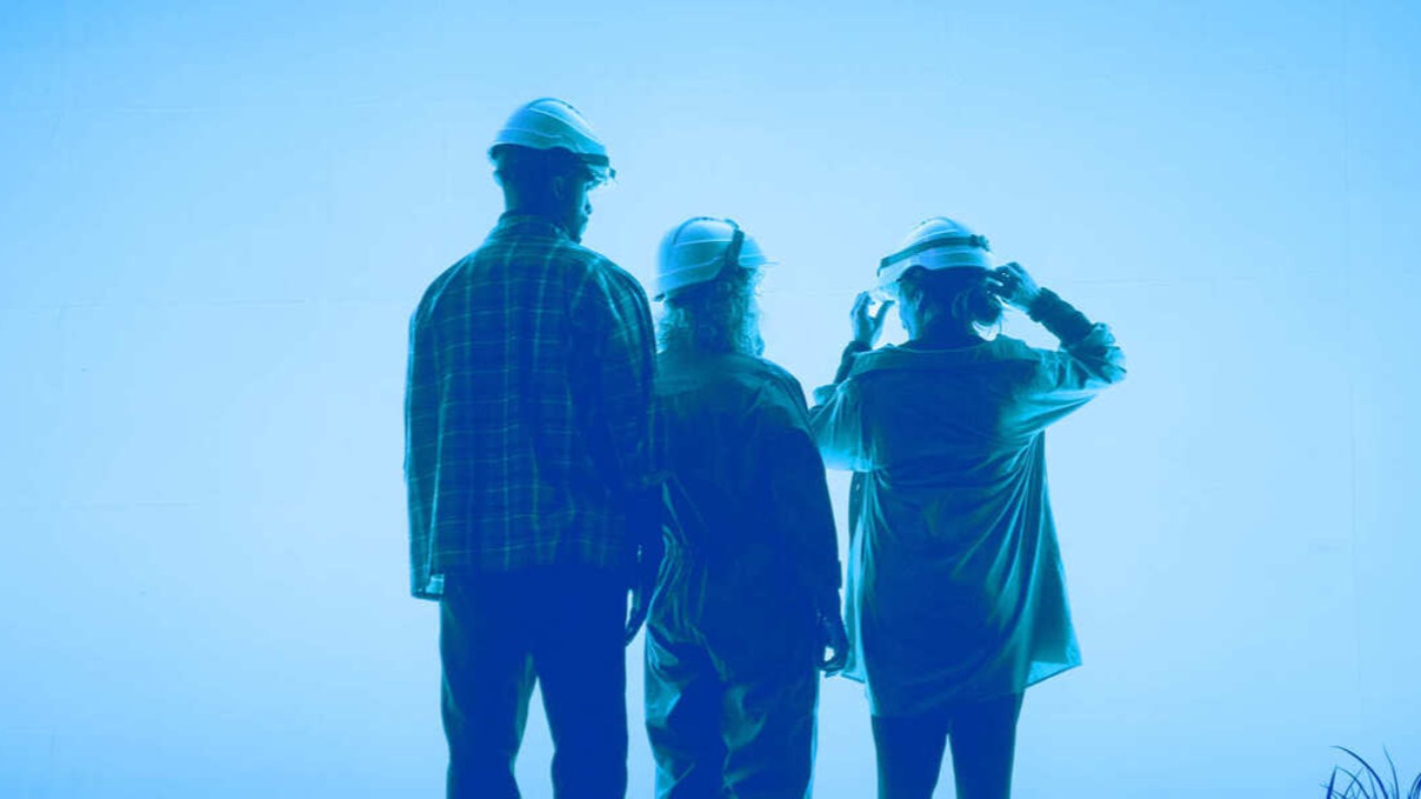 “Les Souterraines” : une exploration théâtrale du monde enfoui “Les Souterraines” : une exploration théâtrale du monde enfoui