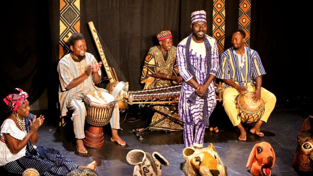 Contes sous le Baobab&nbsp; un voyage au c&oelig;ur des traditions africaines