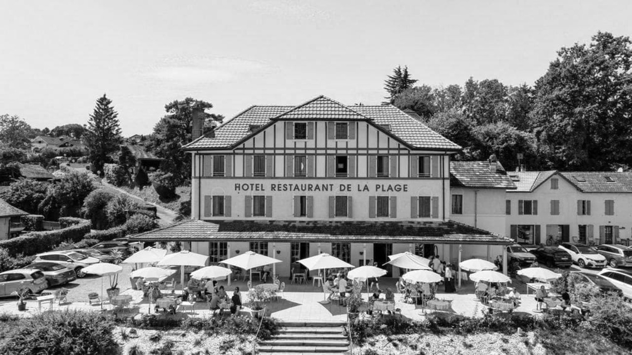 Excenevez. Une nouvelle exposition &agrave; l'H&ocirc;tel de la Plage