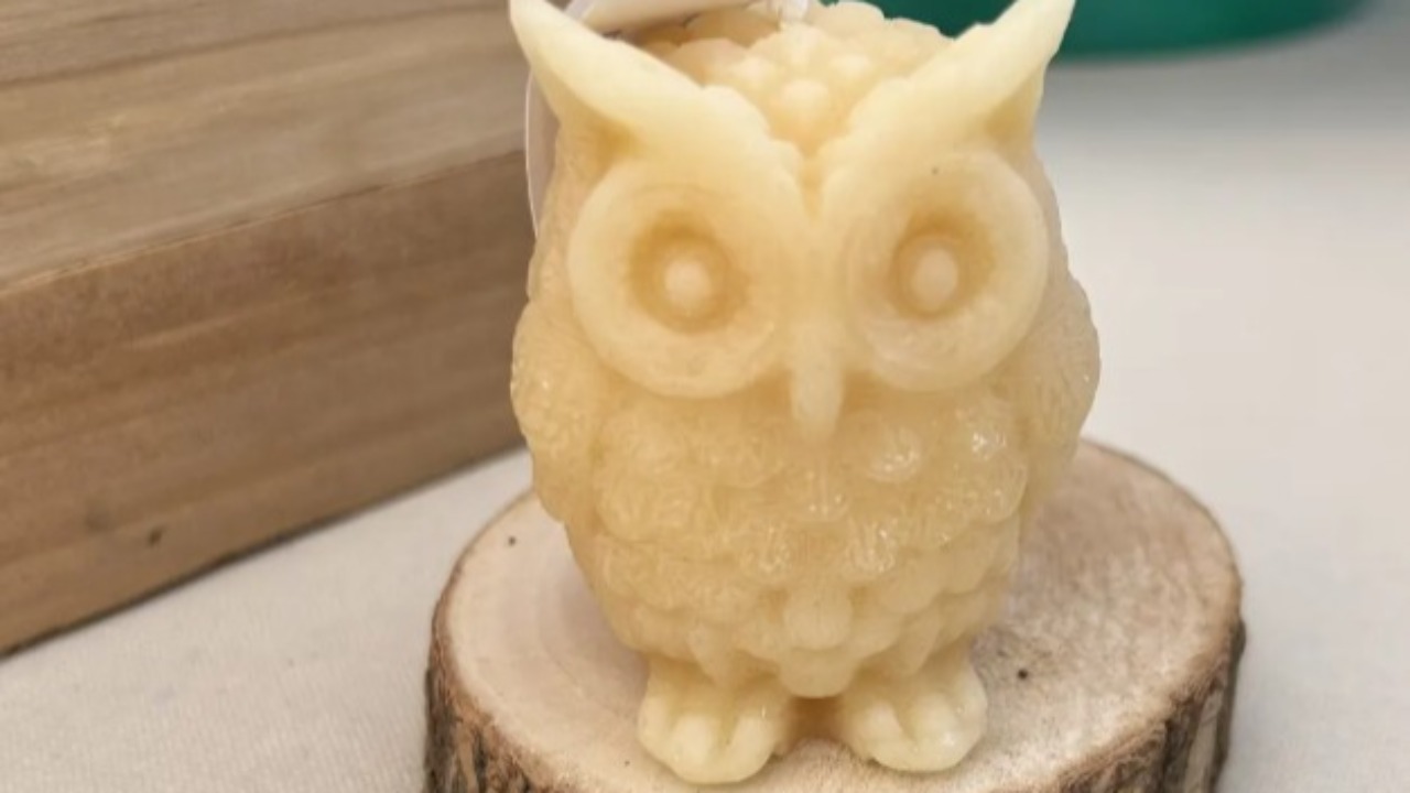 Ambert. Un atelier de bougies