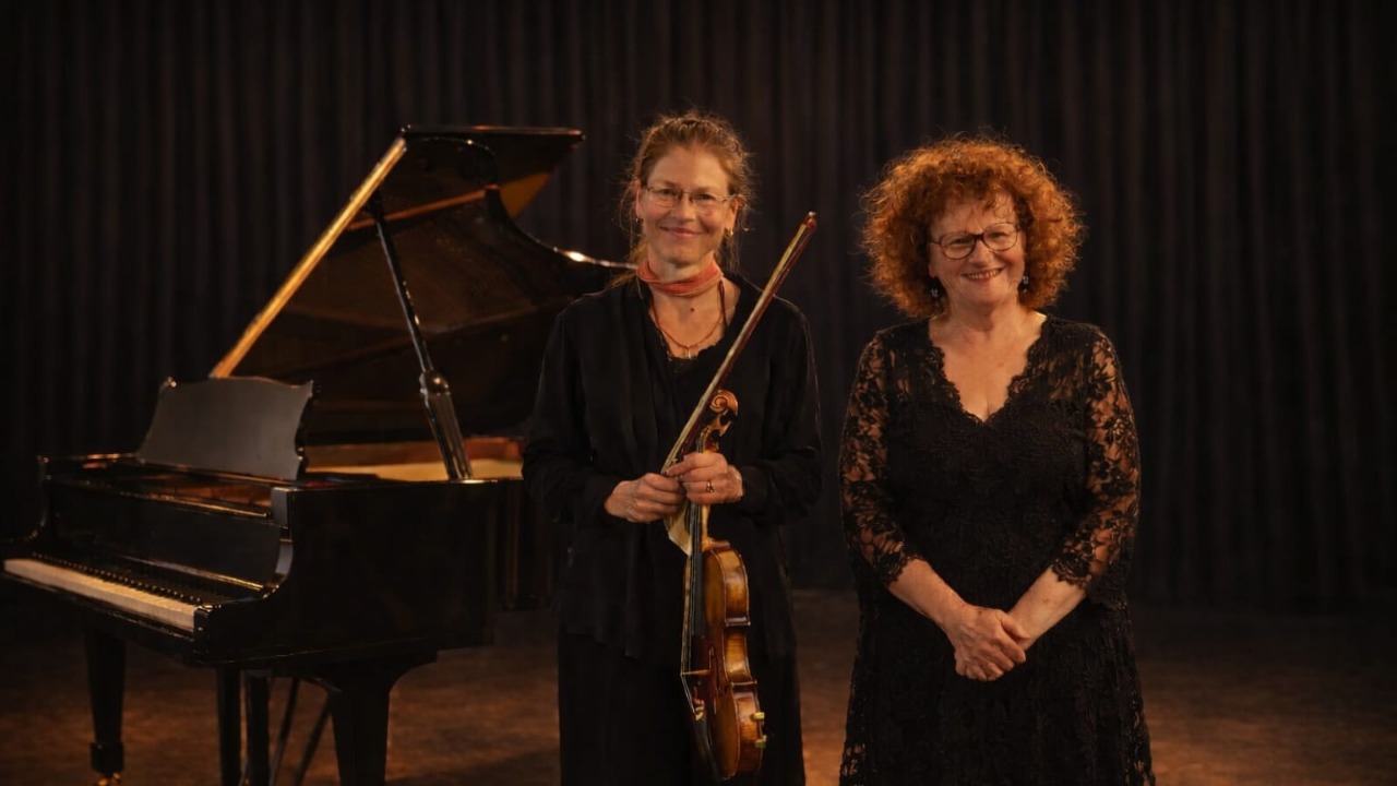 Un duo piano-violon en concert &agrave; Ambert