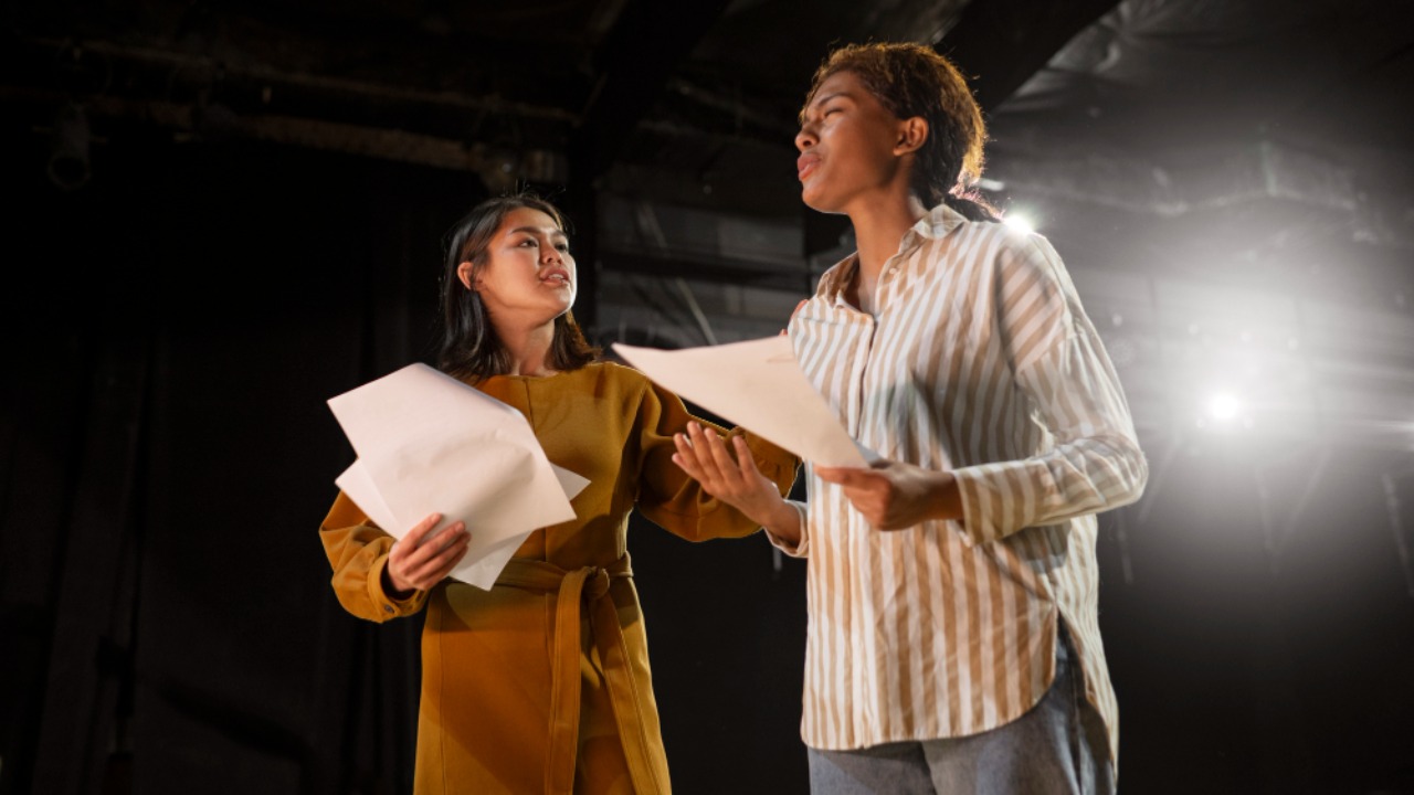 Ambert. Montez sur les planches