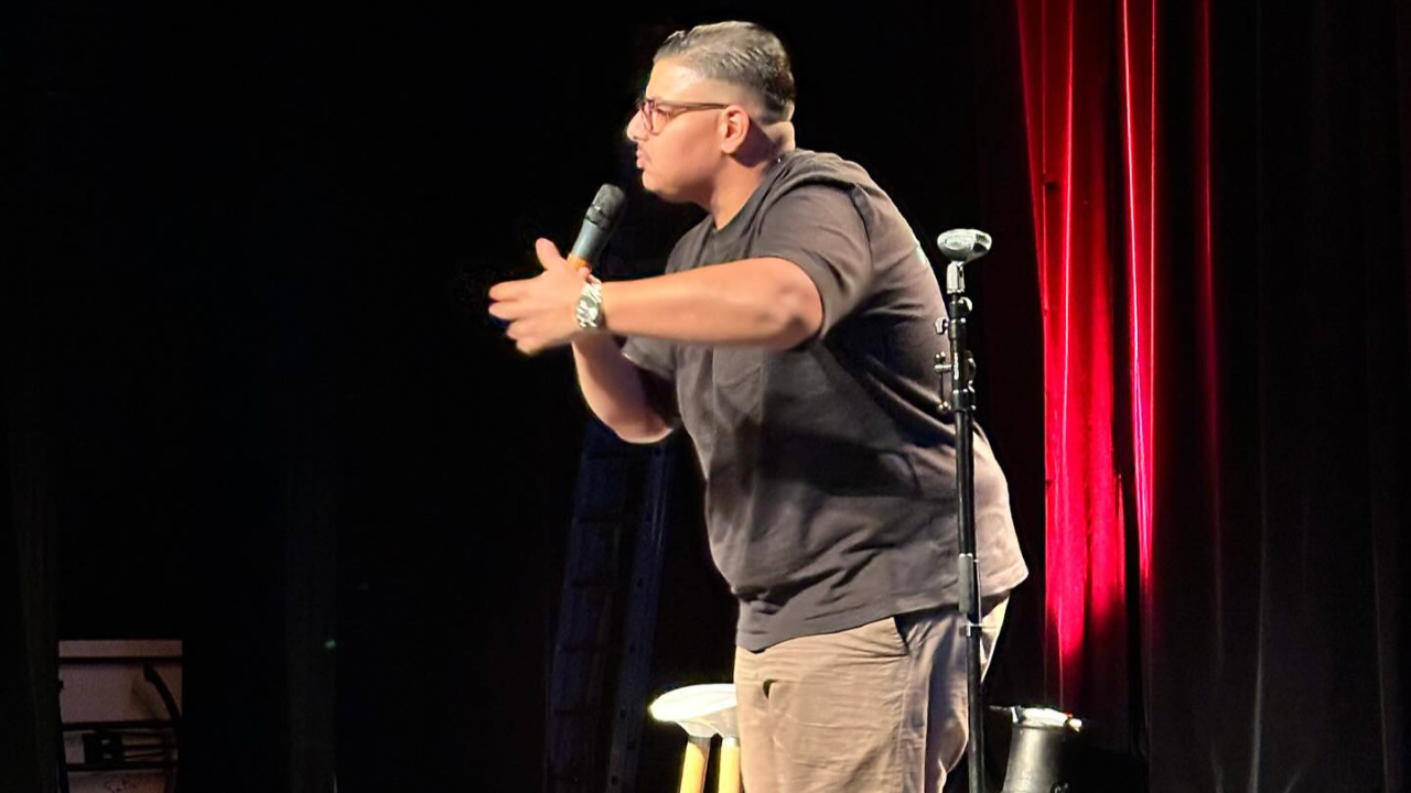 V&eacute;nissieux en Rire avec Yanisse Kebbab