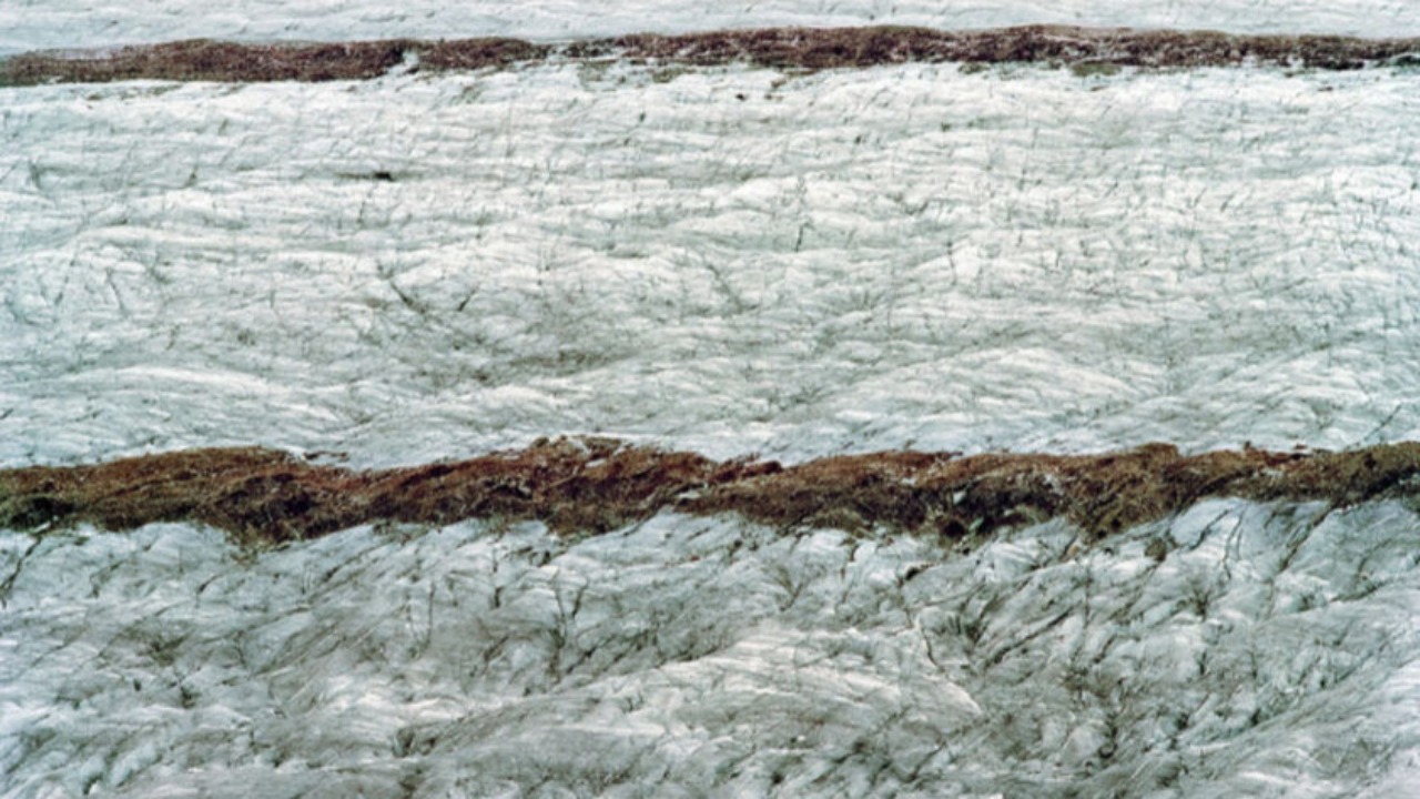Gap. Découvrez le documentaire "Parce qu'il coule en nous des glaciers" Gap. Découvrez le documentaire "Parce qu'il coule en nous des glaciers"