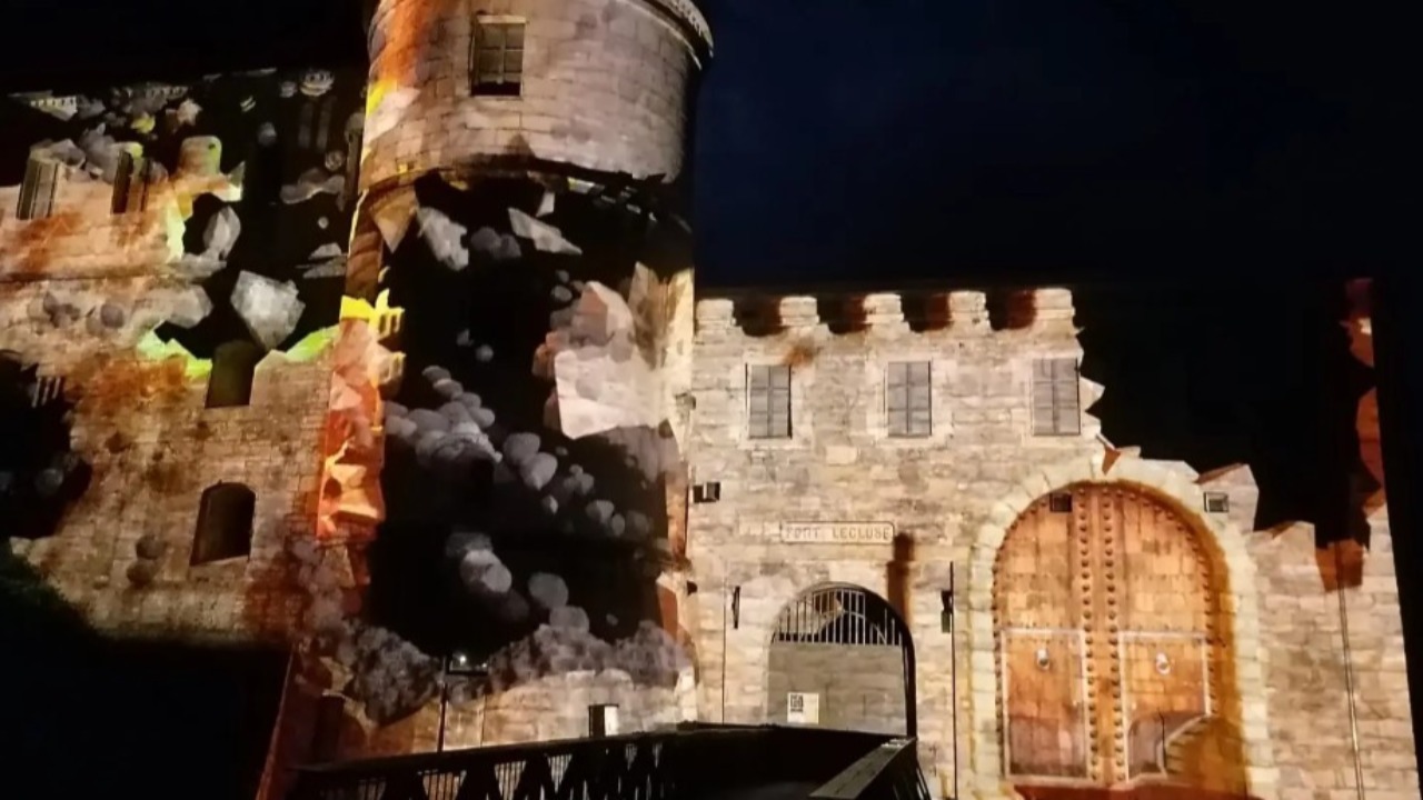 Léaz. Un spectacle de son et lumière sur le Fort l'Ecluse Léaz. Un spectacle de son et lumière sur le Fort l'Ecluse
