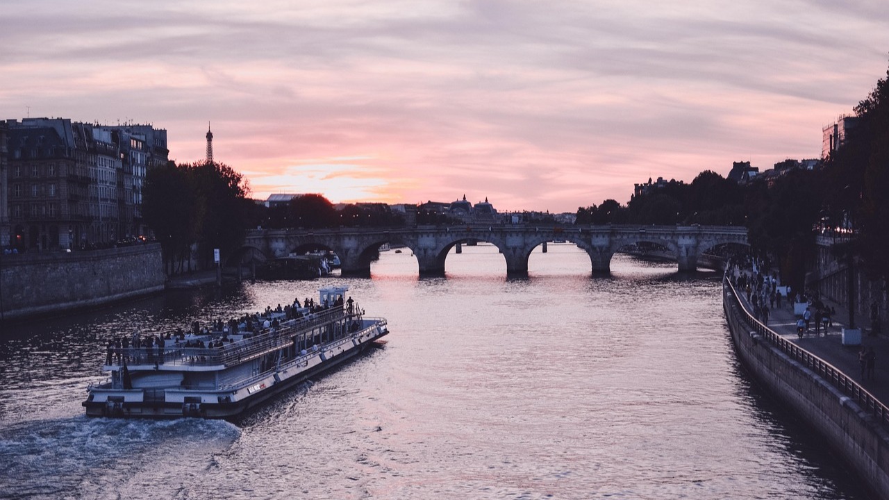 Que faire &agrave; Paris en amoureux pour une soir&eacute;e inoubliable