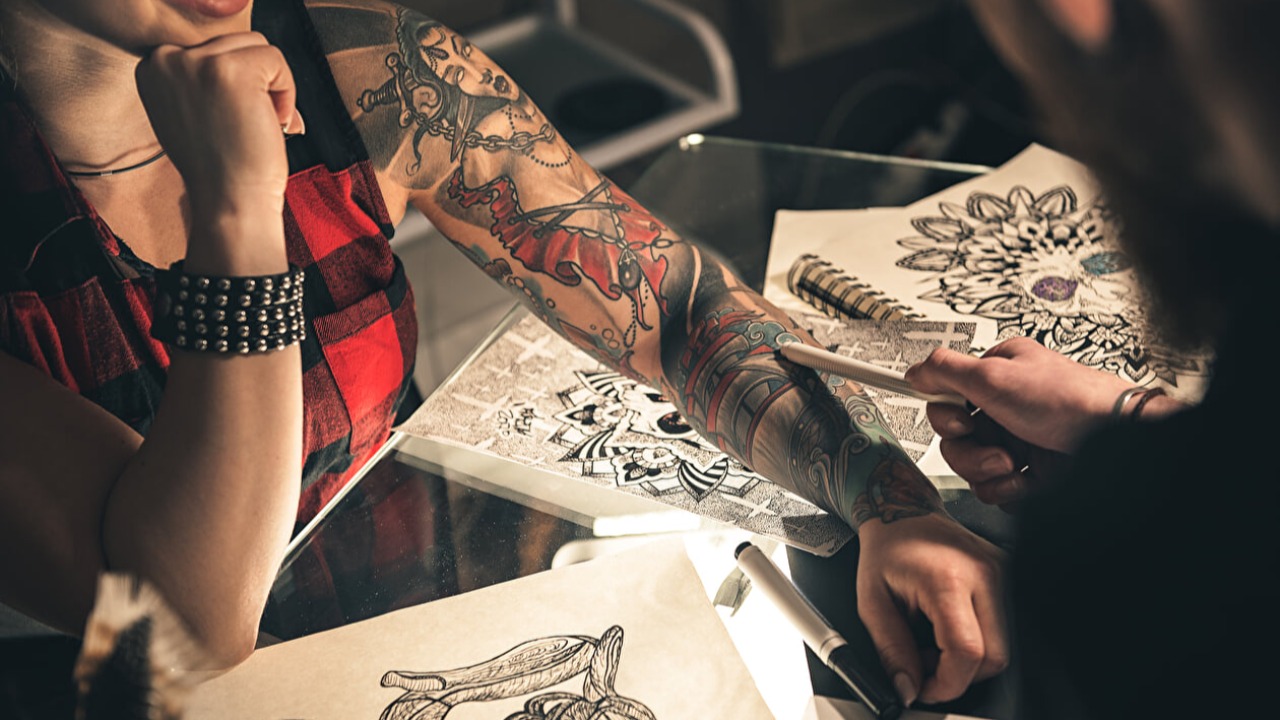 Moûtiers. Rendez-vous à un salon de tatouage Moûtiers. Rendez-vous à un salon de tatouage