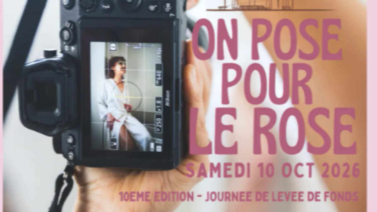 Vichy. Une séance photo pour Octobre Rose Vichy. Une séance photo pour Octobre Rose