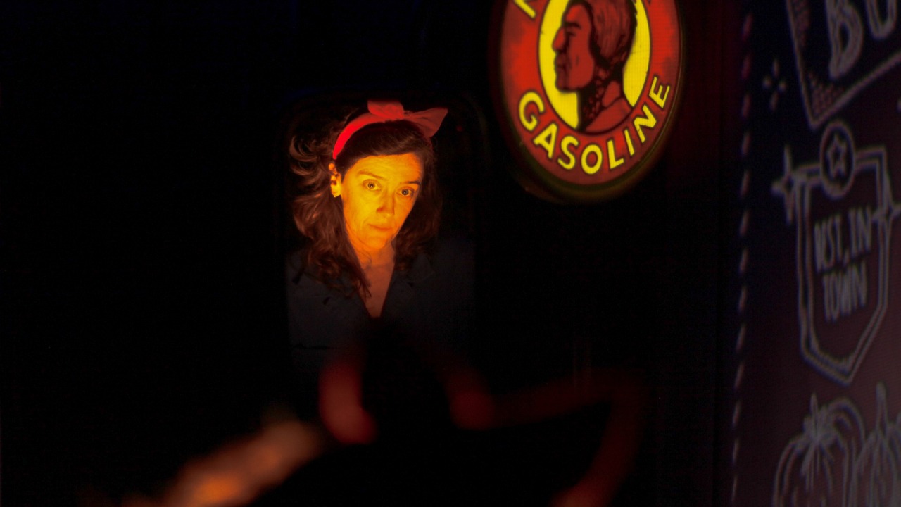 Les Martres-de-Veyre. Un spectacle revisite les contes de notre enfance dans un univers hollywoodien Les Martres-de-Veyre. Un spectacle revisite les contes de notre enfance dans un univers hollywoodien